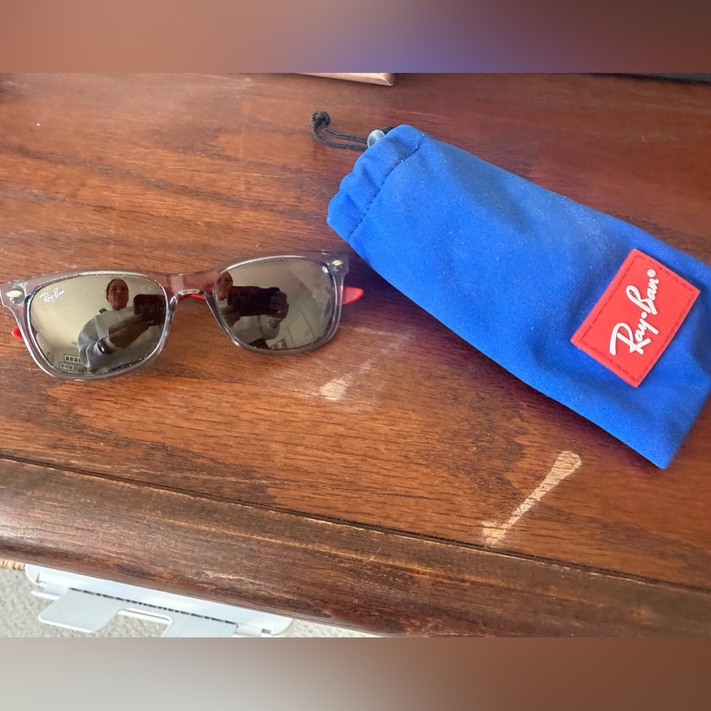 Ray-Ban Sunglasses with Red Accents and Blue Pouch